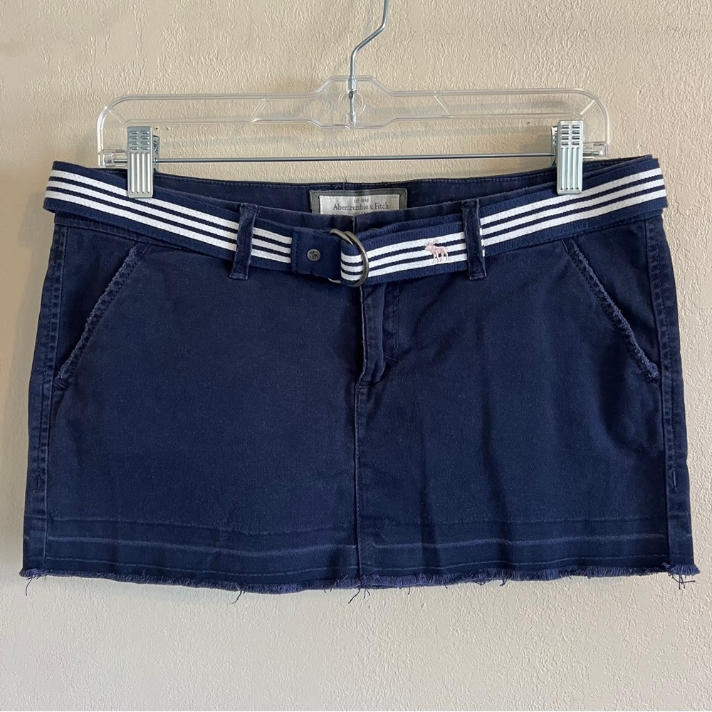 Y2K Abercrombie & Fitch Low Rise Mini Skirt with Belt